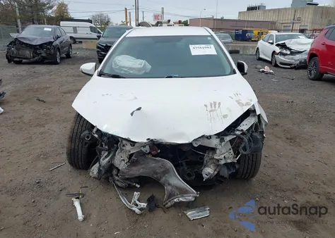 2014 Toyota Corolla S Plus z USA, uszkodzony, nr VIN 2T1BURHE1EC014875